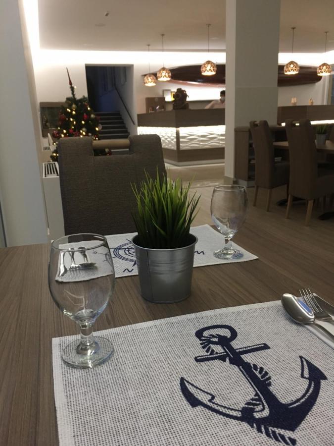 Nautilus Etterem Es Panzio Otel Dabas Dış mekan fotoğraf