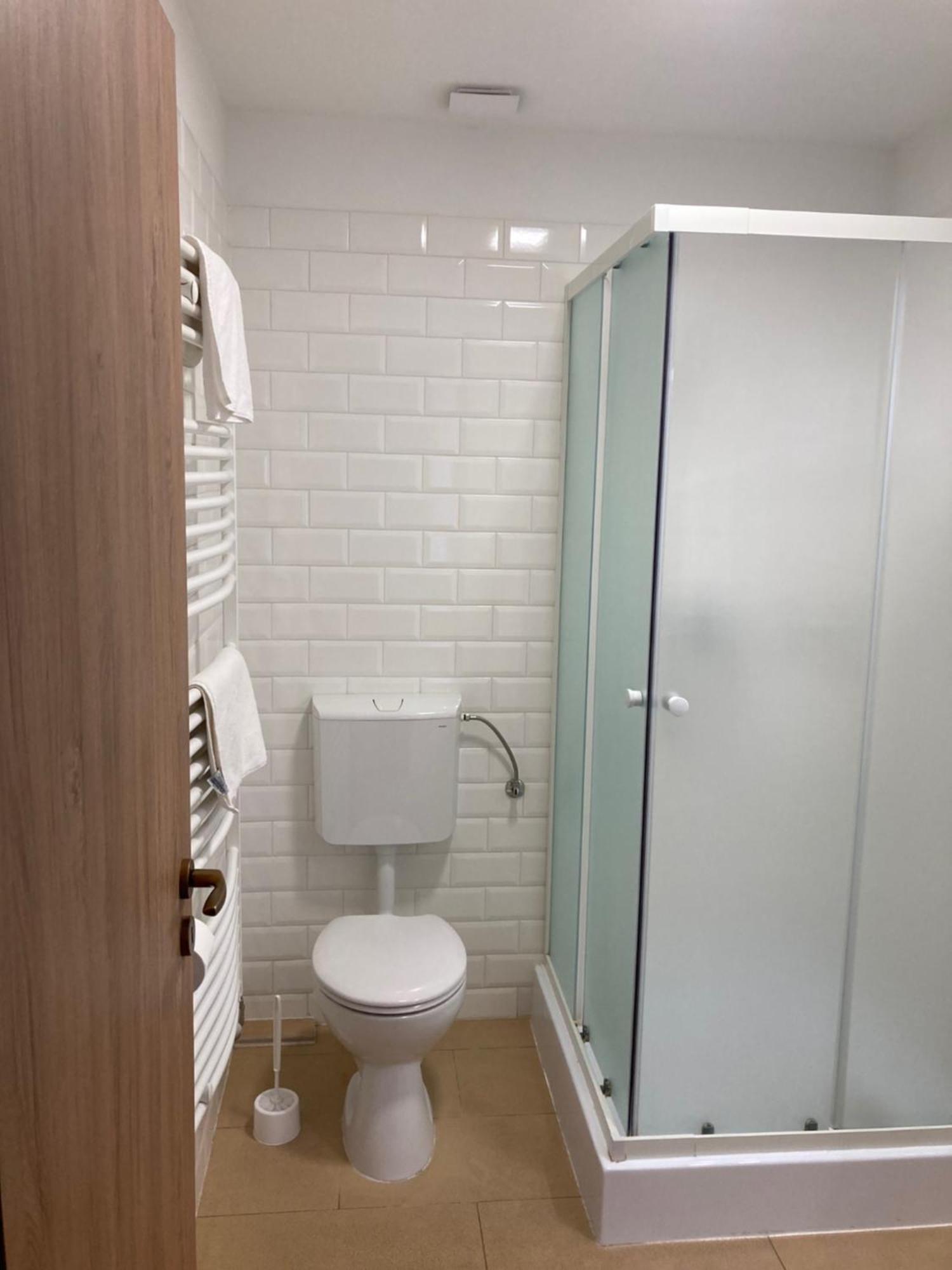 Nautilus Etterem Es Panzio Otel Dabas Dış mekan fotoğraf