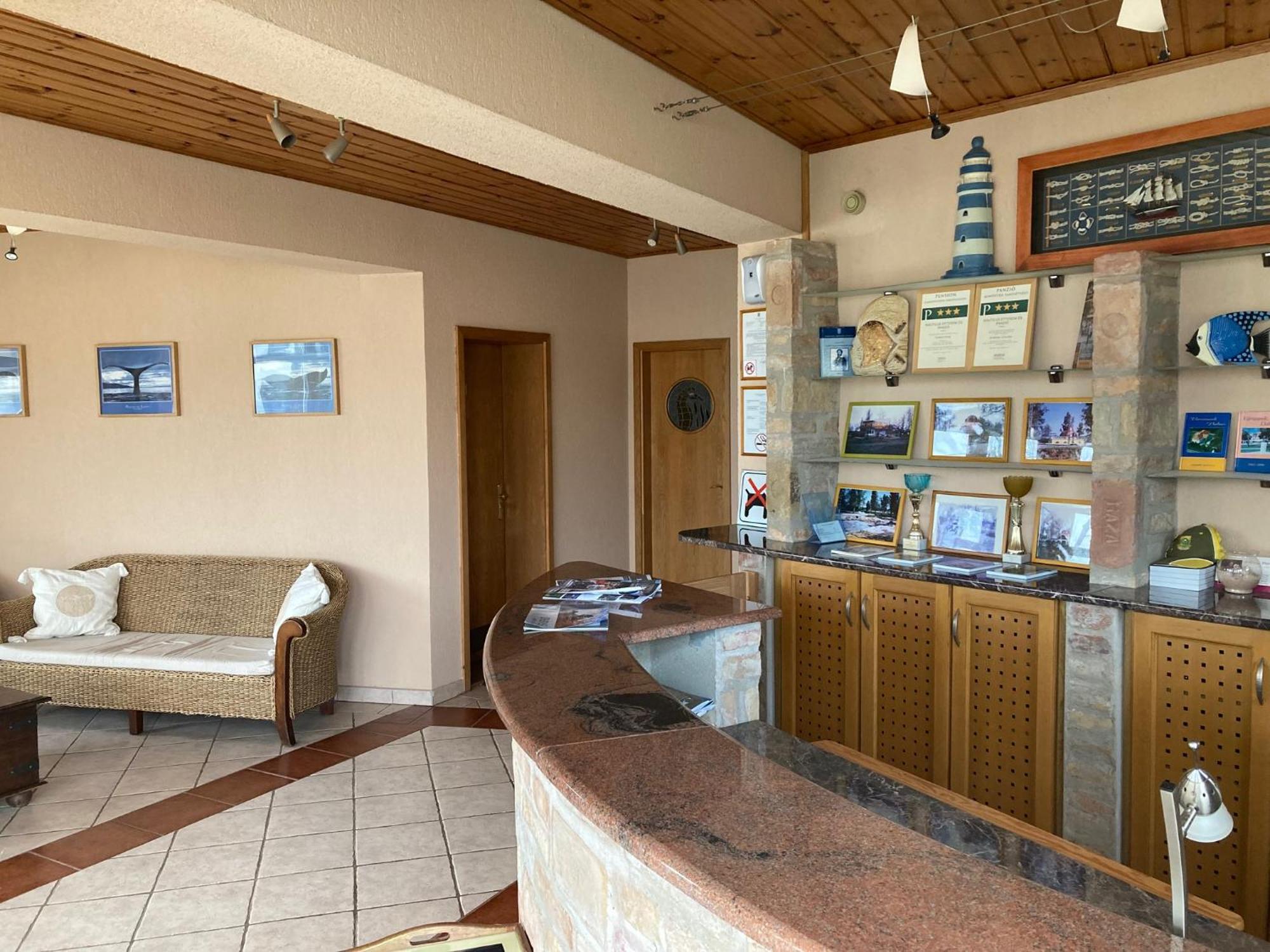 Nautilus Etterem Es Panzio Otel Dabas Dış mekan fotoğraf