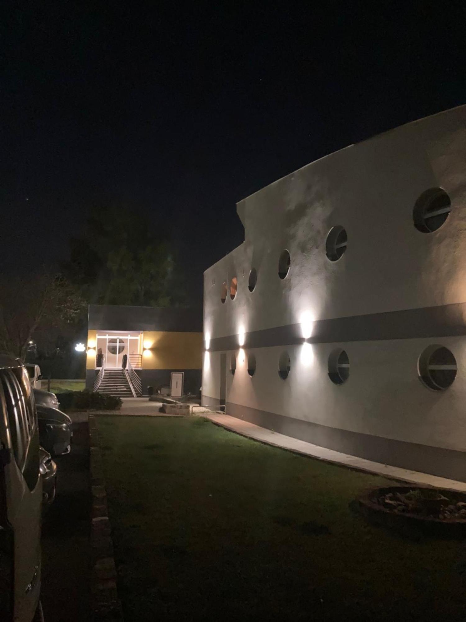 Nautilus Etterem Es Panzio Otel Dabas Dış mekan fotoğraf