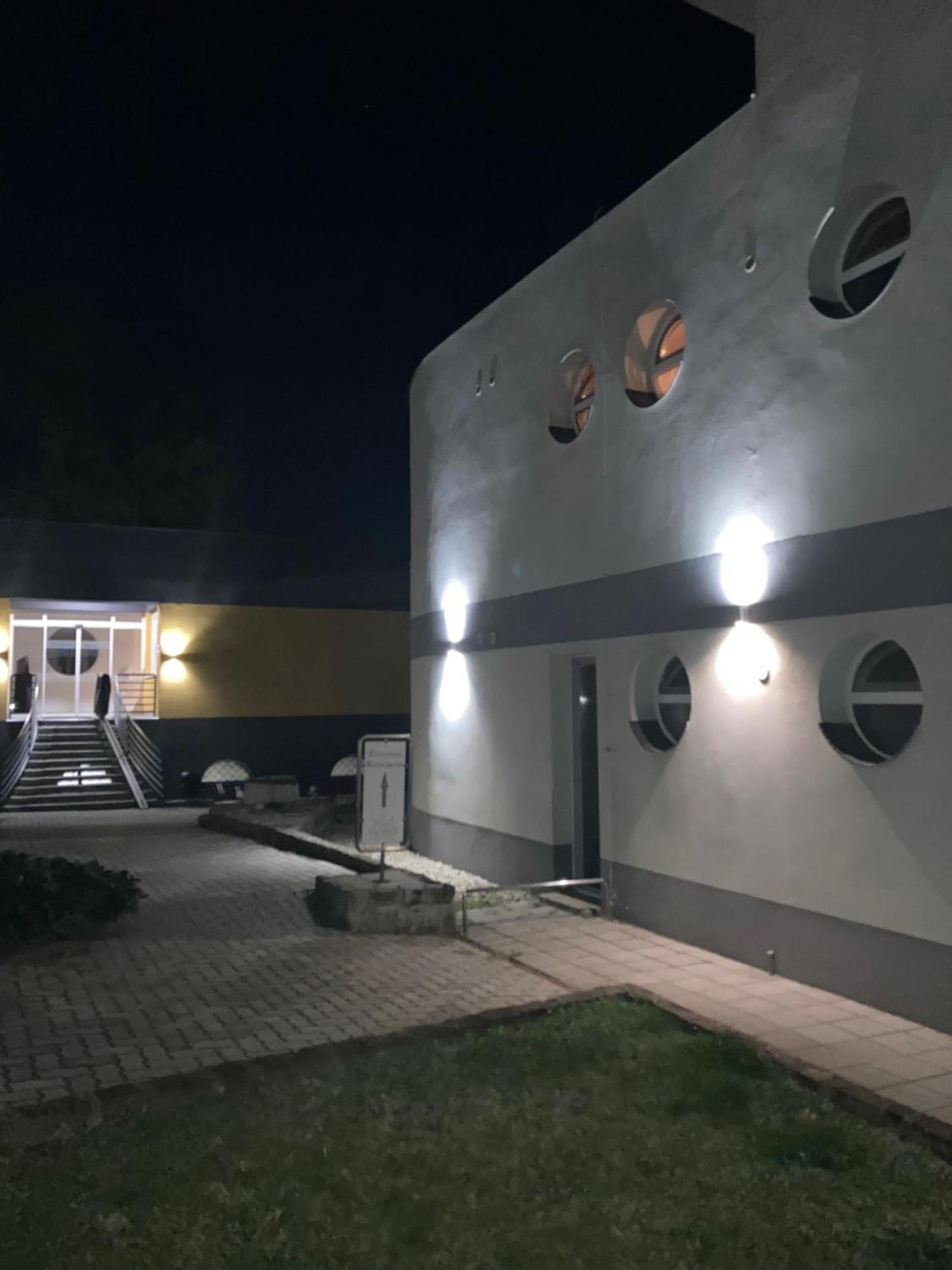 Nautilus Etterem Es Panzio Otel Dabas Dış mekan fotoğraf