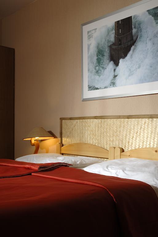 Nautilus Etterem Es Panzio Otel Dabas Oda fotoğraf